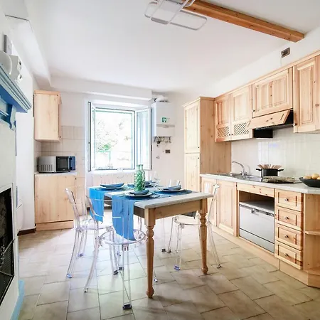 Διαμέρισμα Lemon Tree Lake View Laglio