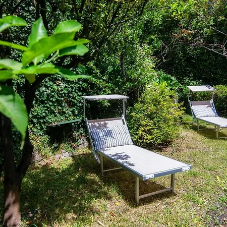 Διαμέρισμα Lemon Tree Lake View